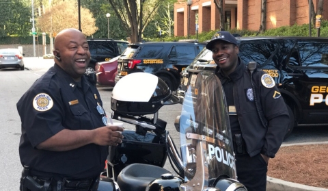 GTPD Officers Meet Family Housing Residents
